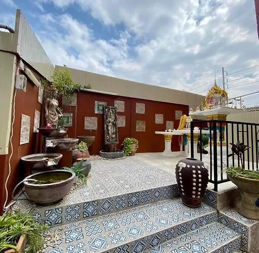 Apartment Ratanawong Place 552